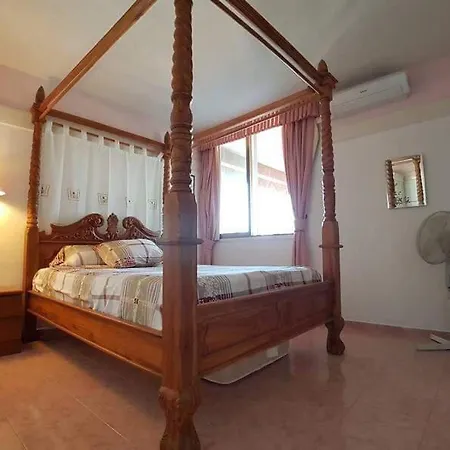 Las Palmeras Towers Apartment Fuengirola